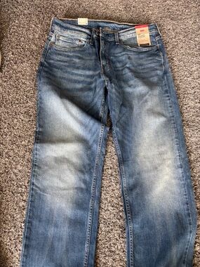 Levi's Relaxed Fit Light Blue Washed Jeans